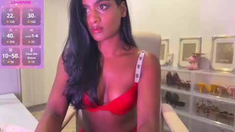 suraya_ndia stream preview