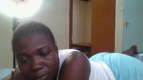 sweet_lesh stream preview