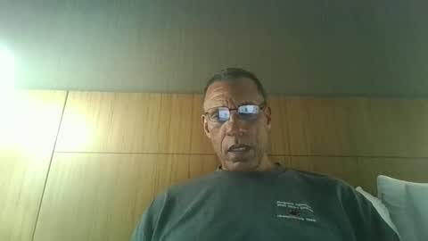 swimmerbod2495 stream preview