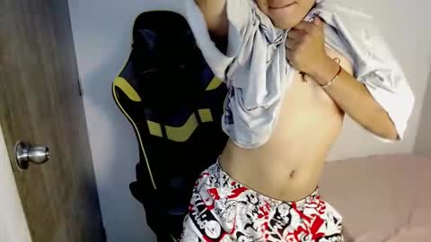 tatannn_ stream preview