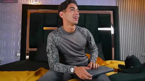 taylorsmiths_ live stream