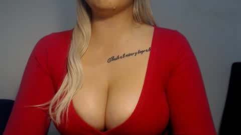 teeyara_ live stream