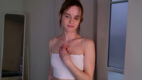 tessa_shy_ stream preview