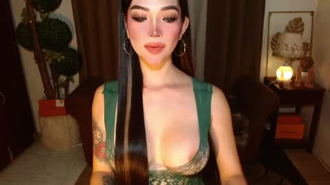 thea_whong stream preview