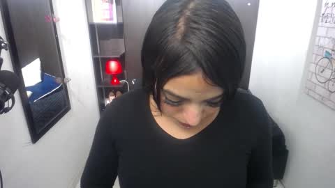 tiny_queen stream preview