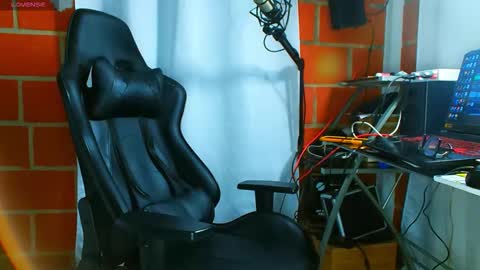 travisdiamonds stream preview