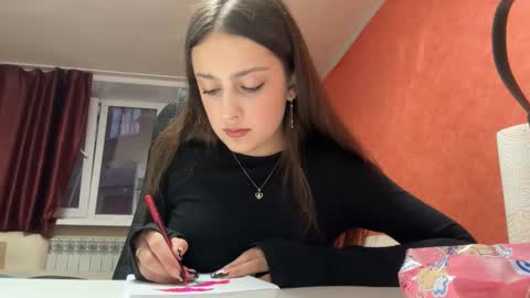 trinaignasiak live stream