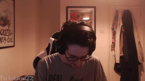 twinklou22 stream preview