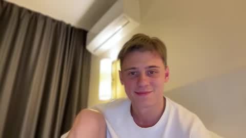 tyler_garrner live stream