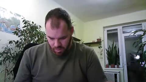 uncut_strong stream preview