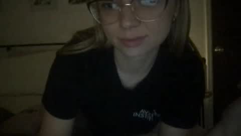 urgirlfornow stream preview