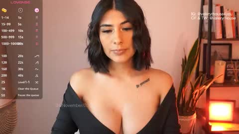 valeryrhouse_ stream preview