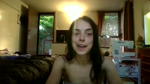 valvettgreen stream preview