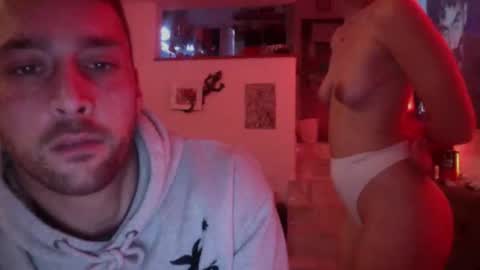 vcouplev live stream