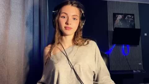 veluxe stream preview