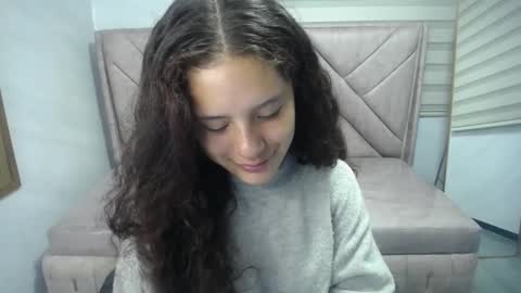 velvet_moon_v stream preview