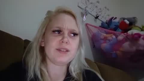 violetvalentine100 stream preview