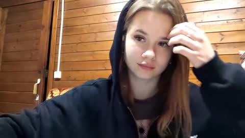 virgiehackney stream preview