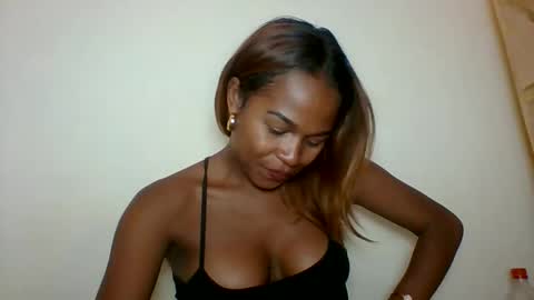 vynarahot stream preview