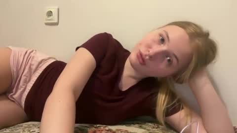 wekittycluby stream preview