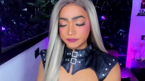 xxasian_goddessxx stream preview