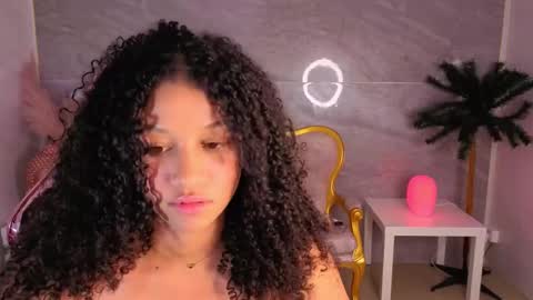 xyra_veln_s stream preview