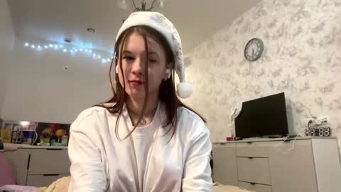 yolandeaskwith live stream