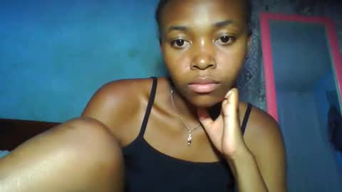 yolandrina90 stream preview