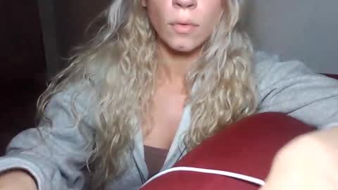 your_fav1 stream preview