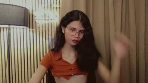 yourfavoratevivian live stream