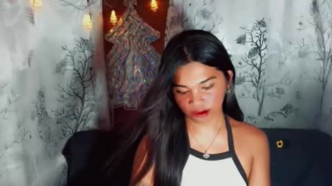 yourqueen_19 stream preview