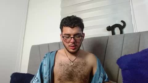zac_golden live stream