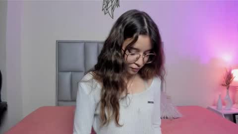 zoe_dear stream preview